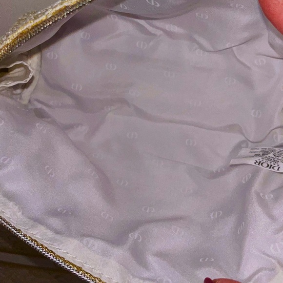 DIOR NIB Limited Edition Holiday ‘24 Gold Cosmetic Pouch w/ 2 Zip Charms & Box!✨ - Picture 5 of 5